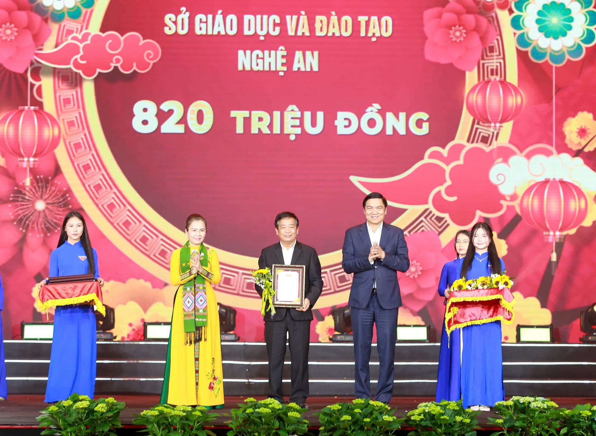 Hơn 172 tỷ đồng ủng hộ Chương trình “Nghĩa tình dòng Lam-Xuân Bính Ngọ năm 2026”.